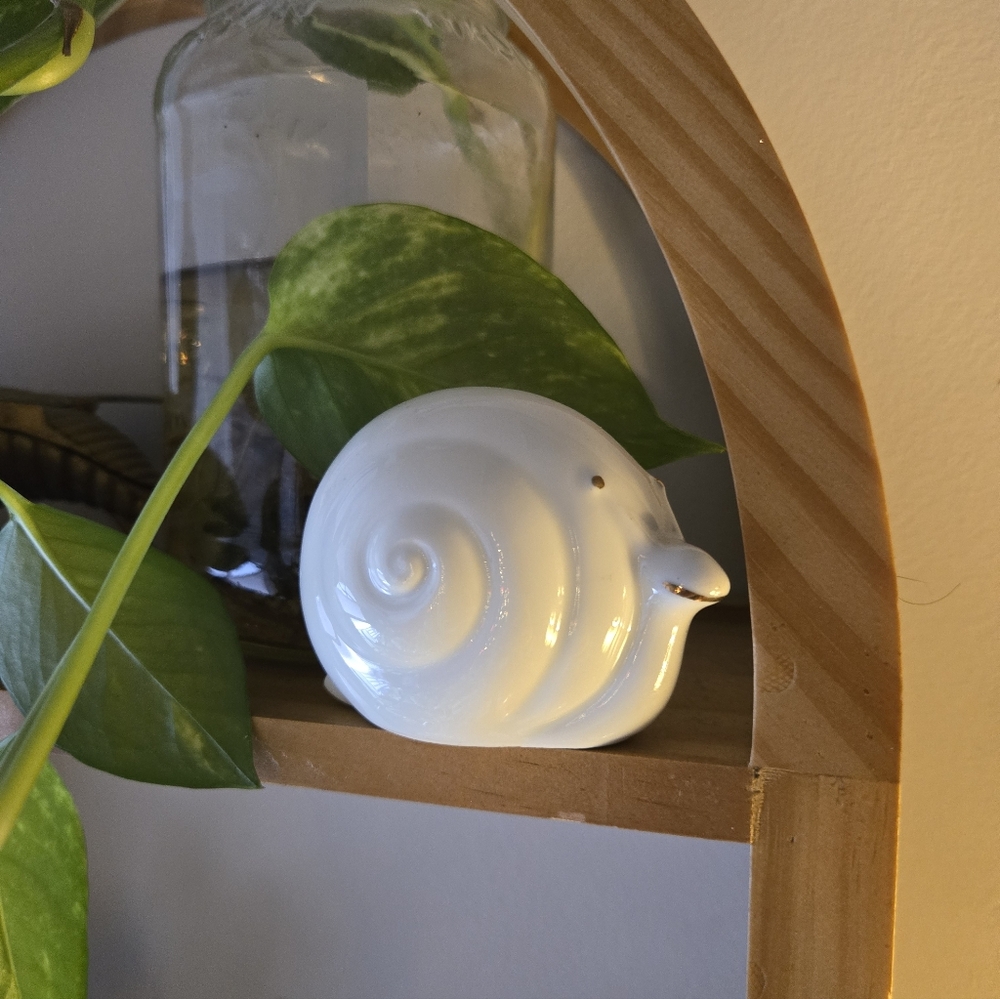 Vintage Porcelain Snail Trinket Garden Shelf Decor - Picture 5 of 7